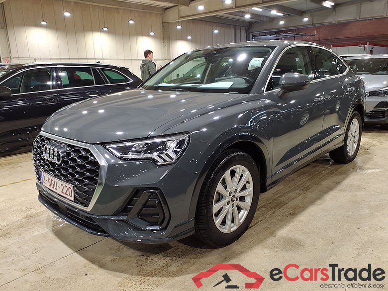AUDI Q3 Sportback 1.4 45 TFSI E S TRONIC #1