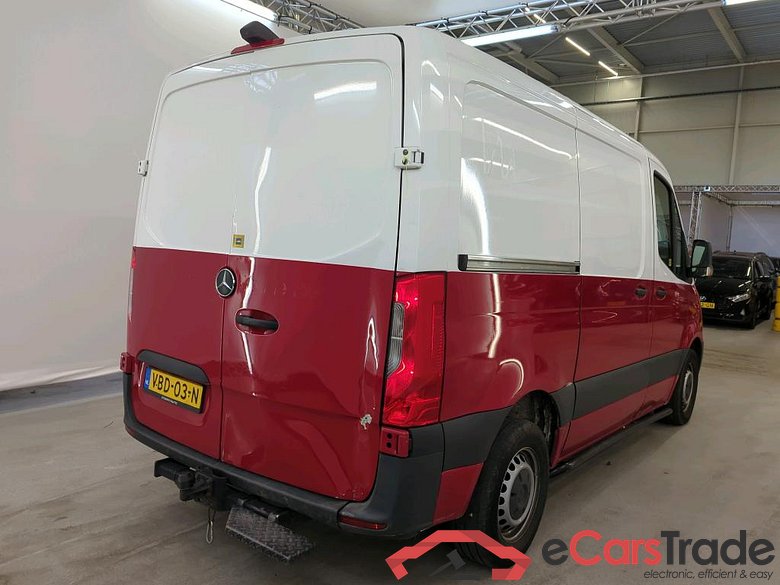Mercedes-Benz Sprinter 214CDI L1H1 FWD 3.0t Functional 6 4d #2