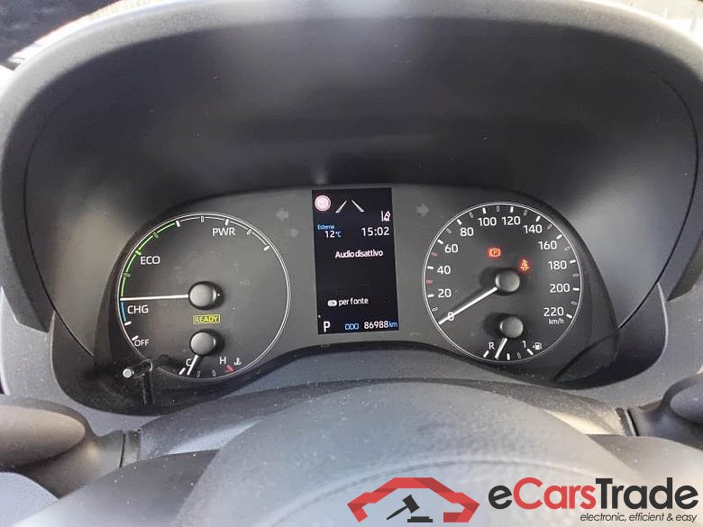 TOYOTA YARIS / 2020 / 5P / BERLINA HYBRID BUSINESS MY20 #4