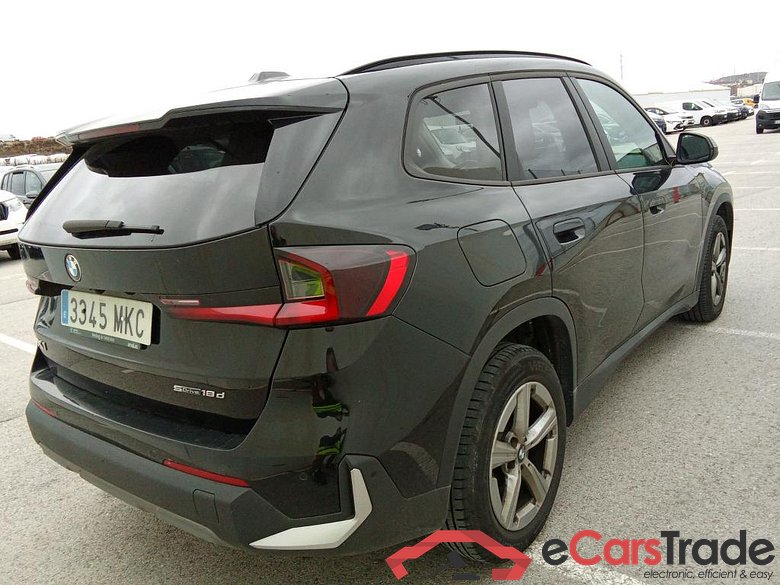 BMW X1 / 2022 / 5P / todoterreno sDrive18d #2