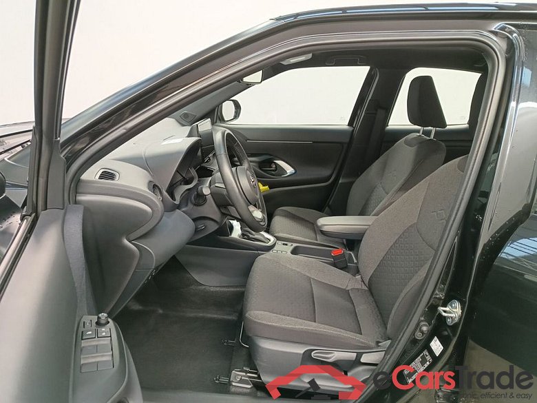 Toyota Yaris Cross 1.5 VVT-ie Hybrid Dynamic Plus CVT 5d #3