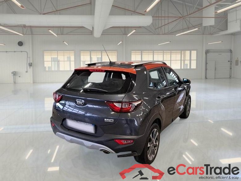 KIA STONIC / 2017 / 5P / SUV 1.4 MPI STYLE #2