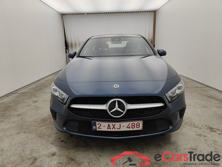 Mercedes-Benz A-Klasse Limousine A 250e Business Solution 4d #5