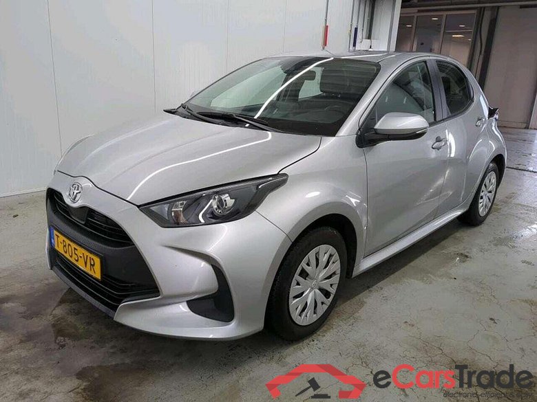 TOYOTA Yaris 1.5 VVT-i Active