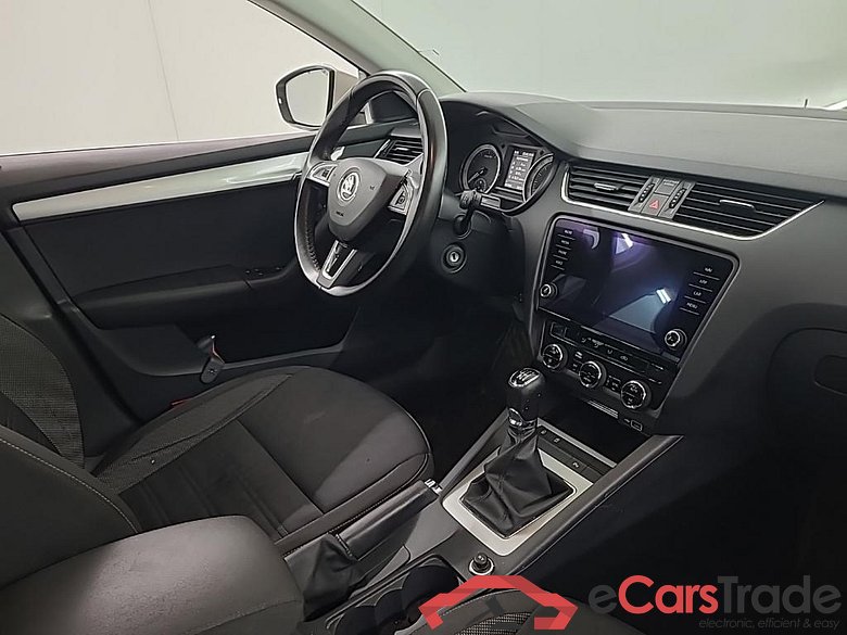 SKODA Octavia Combi 1.0 TSI Greentech Business Edition 5D 85kW #6