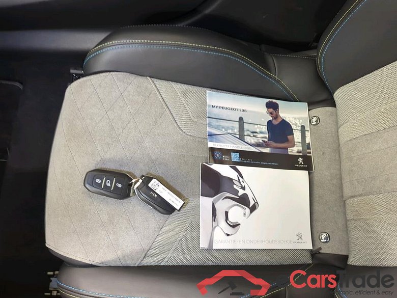 Peugeot e-208 GT 50kWh 136 5d #4