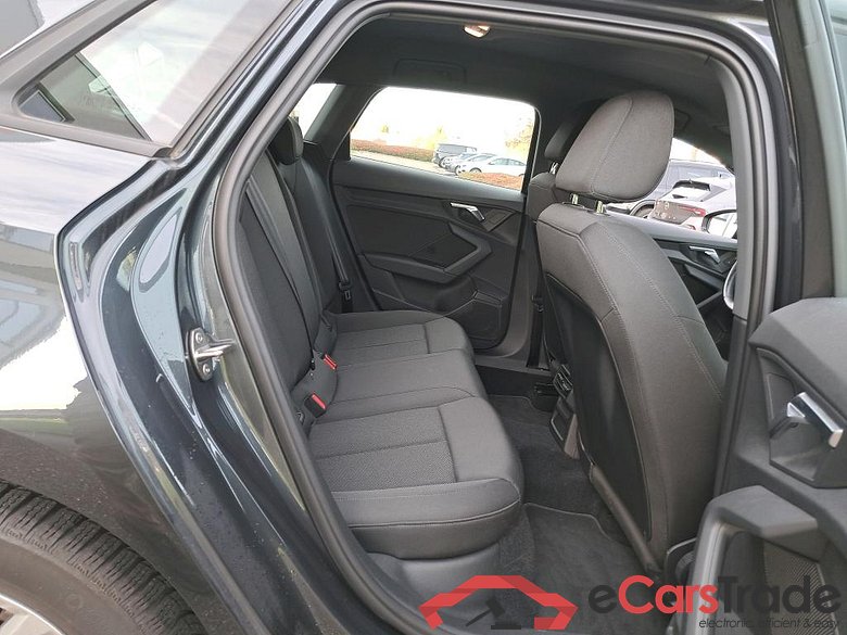 AUDI A3 2.0 30 TDI 85KW #6