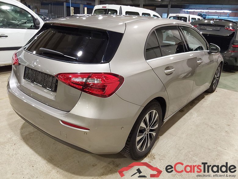 MERCEDES-BENZ A-CLASS 1.3 A 160 #4