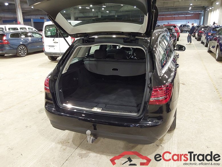 MERCEDES-BENZ CLASS C BREAK DIESEL (S205) - C 180 d Business Solution #3