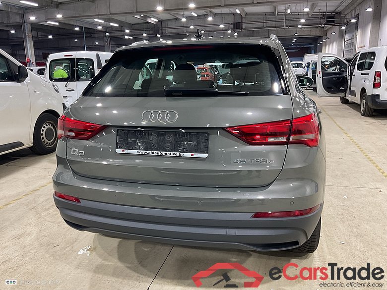 AUDI Q3 1.4 45 TFSI E S TRONIC #5