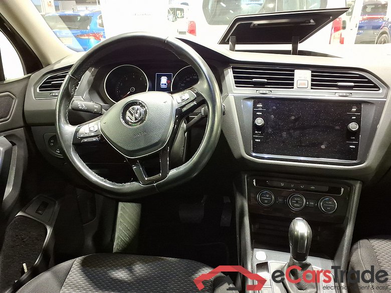 VOLKSWAGEN TIGUAN ALLSPACE 1.5 TSI COMFORTLINE DSG #6