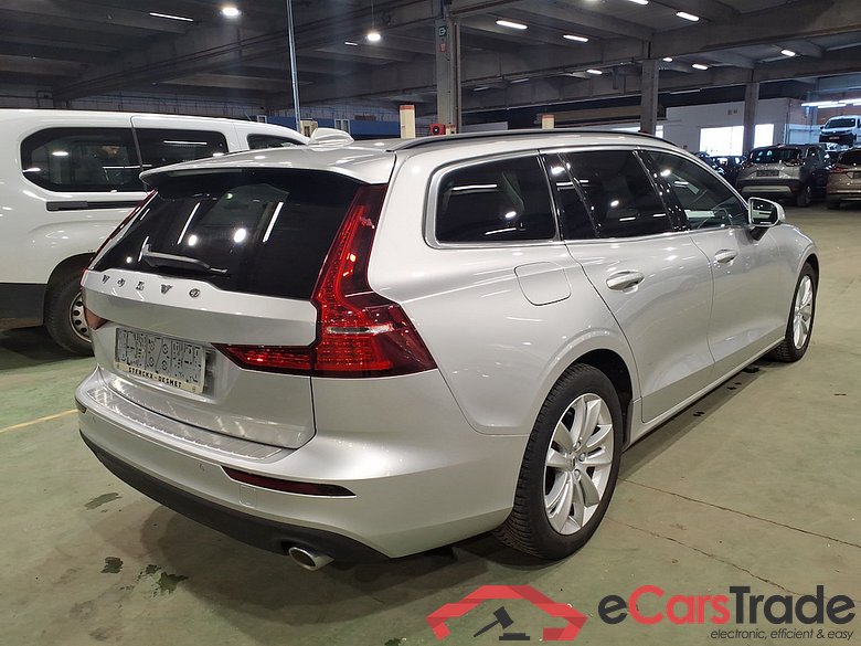 VOLVO V60 - 2018 2.0 B3 MHE Momentum Pro Geartronic #4