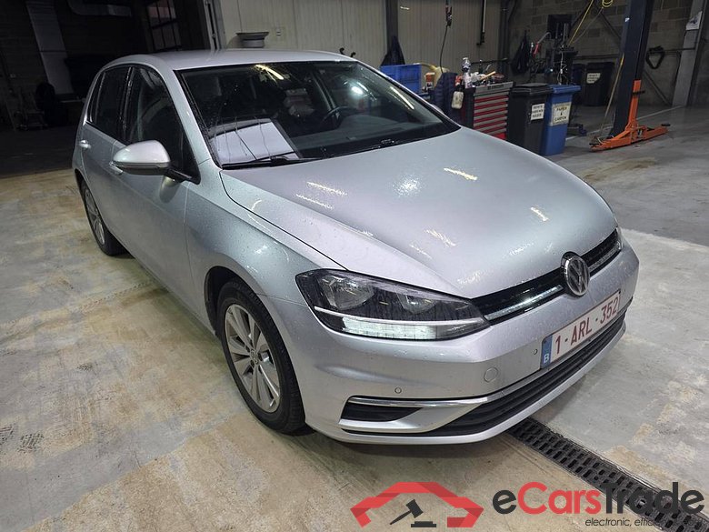 VOLKSWAGEN Golf VII Golf Comfortline 1.6 TDI SCR 85 kW (115 ch) 5 vitesses manuel