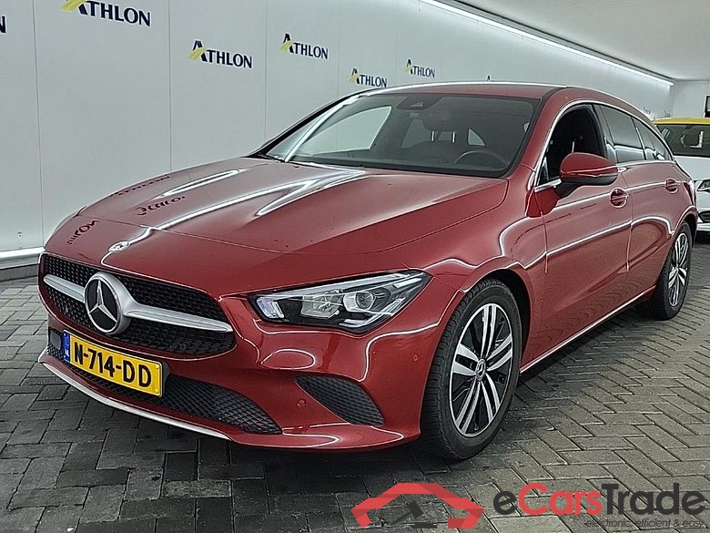 MERCEDES-BENZ CLA Shooting Brake CLA 180 DCT Bus. Solution Luxury 5D 100kW