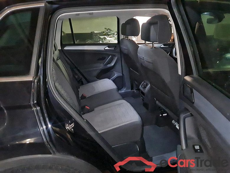 VOLKSWAGEN Tiguan 2.0 TDI 110KW LIFE DSG #6
