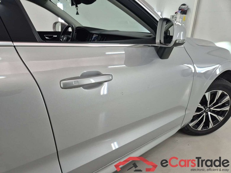 VOLVO XC60 B4 CORE GEARTRONIC #4