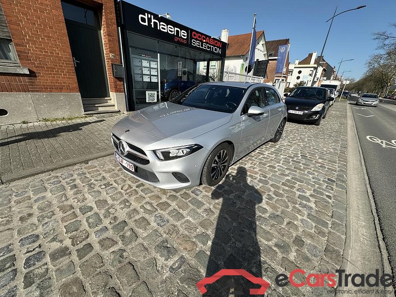 MERCEDES-BENZ A 180 Business Solution