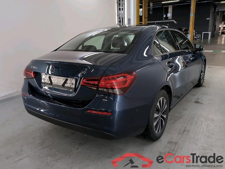 MERCEDES-BENZ CLASS A SEDAN DIESEL (V177) A 180 d Business Solution #4