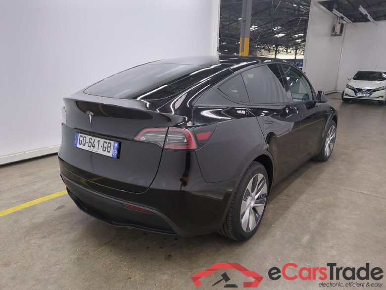 TESLA Model Y / 2021 / 5P / SUV RWD #4