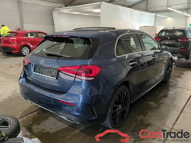 MERCEDES-BENZ A-Klasse A 250 e 8G-DCT AMG Line 5d 118kW #2