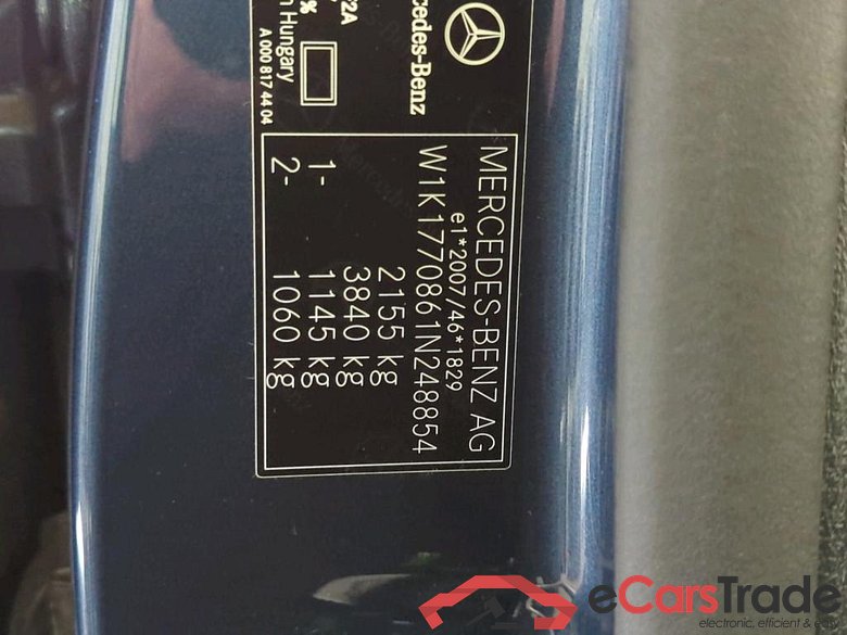 MERCEDES-BENZ A-Klasse A 250 e 8G-DCT AMG Line 5d 118kW #4