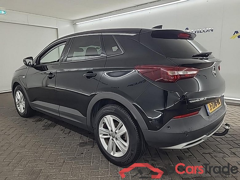 OPEL Grandland X 1.2 Turbo S&S 96kW Bus. Executive 5D #4