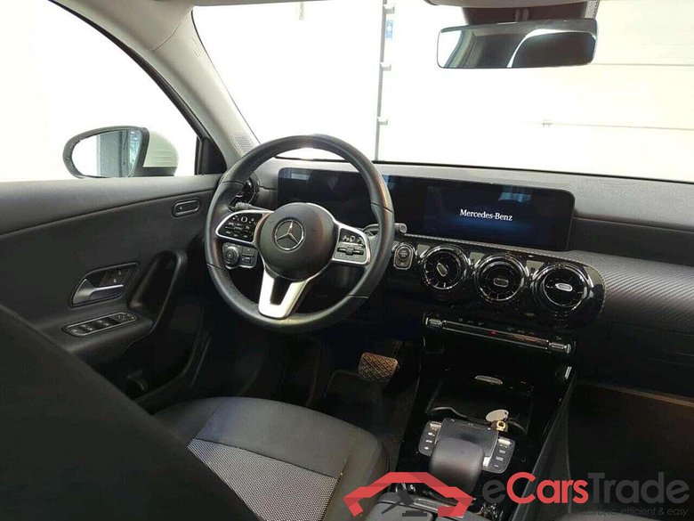 MERCEDES-BENZ A-klasse 180 d Business Sol #3
