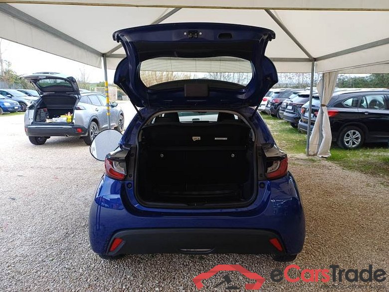 TOYOTA YARIS / 2020 / 5P / BERLINA HYBRID BUSINESS MY21 #5