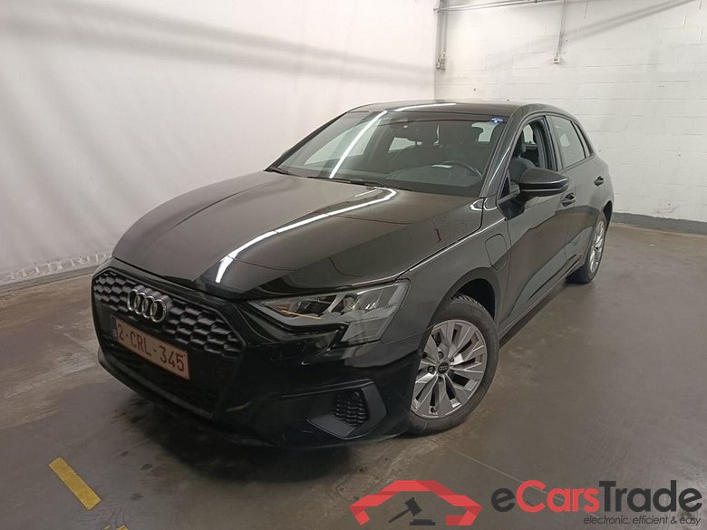 Audi A3 Sportback 1.4 40 TFSI e Attraction 5d