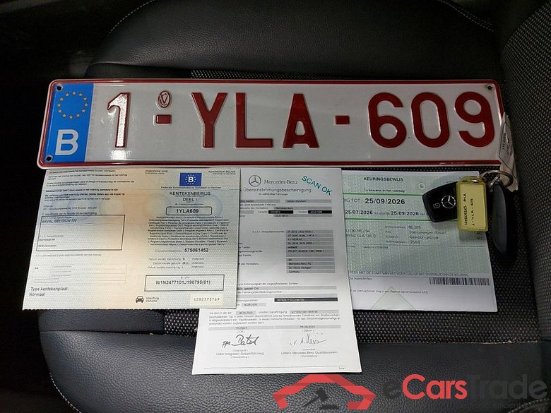 Mercedes-Benz GLA GLA 180 d Business Solution 5d #4