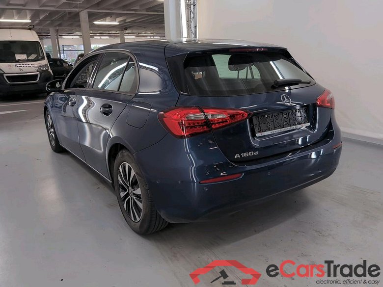 MERCEDES-BENZ A-CLASS 2.0 A 180 D BUSINESS SOLUTION ESSENTIAL #3