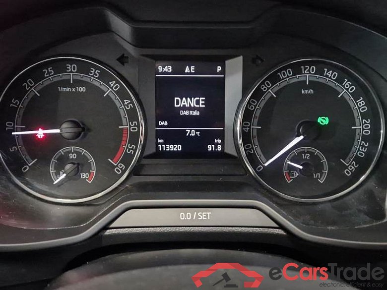 SKODA OCTAVIA / 2016 / 5P / STATION WAGON 2.0 TDI EXECUTIVE DSG #4