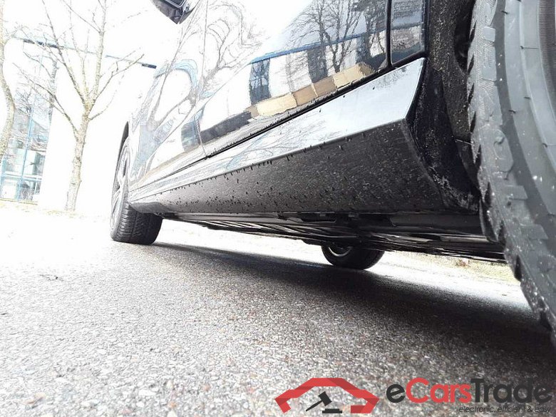 Mercedes-Benz E T-Modell (BM 213)(06.2016->) DE - Kb5 E 300 de EU6d, T de AMG Line (EURO 6d), (Facelift) 2020 - 2023 #5