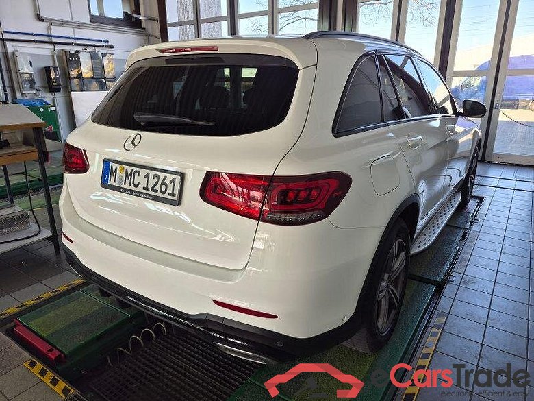 Mercedes-Benz GLC (BM 253)(06.2015->) DE - SUV5 GLC 220 d EU6d, d AMG Line 4Matic (EURO 6d), (Facelift) 2019 - 2022 #3