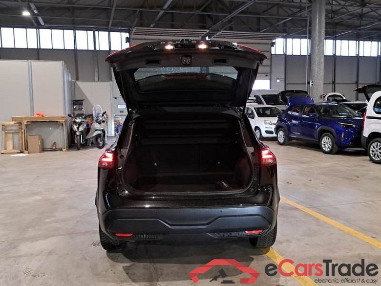 NISSAN QASHQAI / 2021 / 5P / CROSSOVER 1.3 MHEV 140 BUSINESS #5