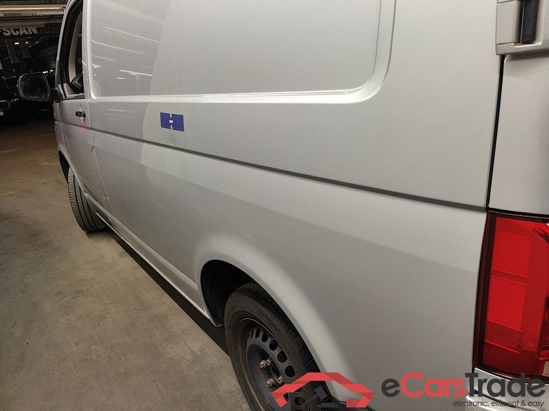 Volkswagen Transporter 2.0 TDi SCR BMT 110/150 SWB 2.8T DSG 4d
