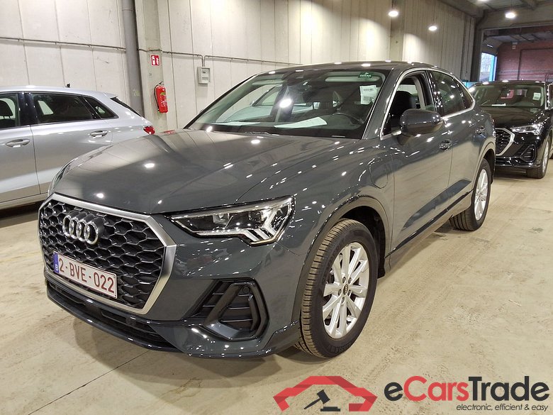 AUDI Q3 Sportback 1.4 45 TFSI E S TRONIC #1