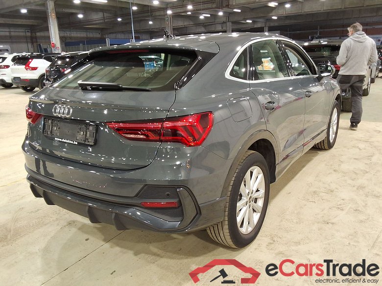 AUDI Q3 Sportback 1.4 45 TFSI E S TRONIC #4
