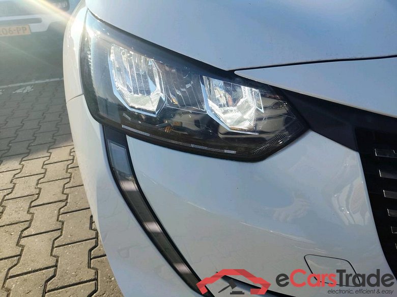 PEUGEOT 208 74 kW #4