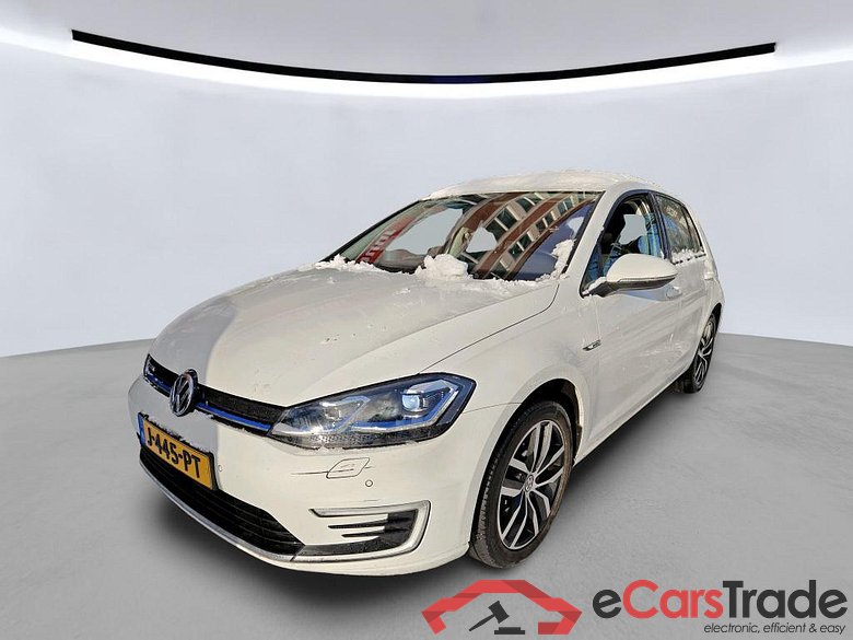 VOLKSWAGEN e-Golf 100 kW