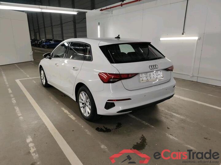 Audi A3 Sportback A3 Sportback 1.0 30 TFSi Attraction 81kW/110pk  5D/P Man-6 (4 seizoenen Banden) - CO2 onvolledig #3