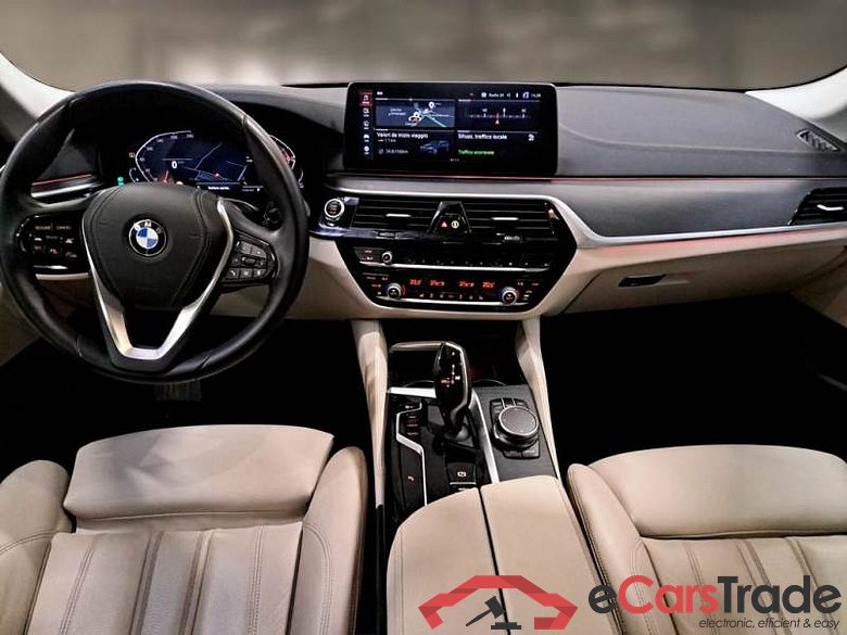 BMW SERIE 5 / 2020 / 5P / STATION WAGON 520D XDRIVE LUXURY AUTO MH48V TOURING #3