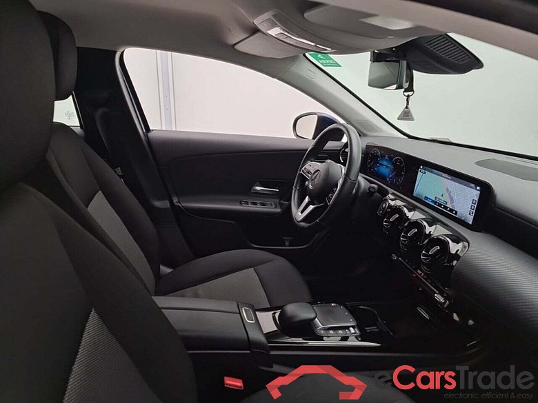 MERCEDES-BENZ A-KLASSE 2.0 200 D STYLE 8G-DCT #3