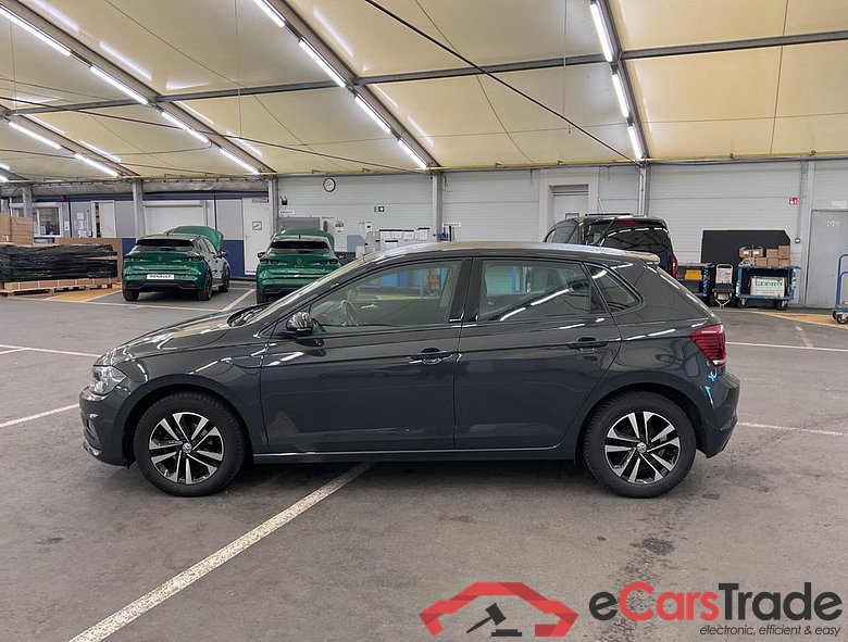 VOLKSWAGEN Polo Polo IQ Drive 1.0 48 kW (65 ch) 5 vitesses manuel #3