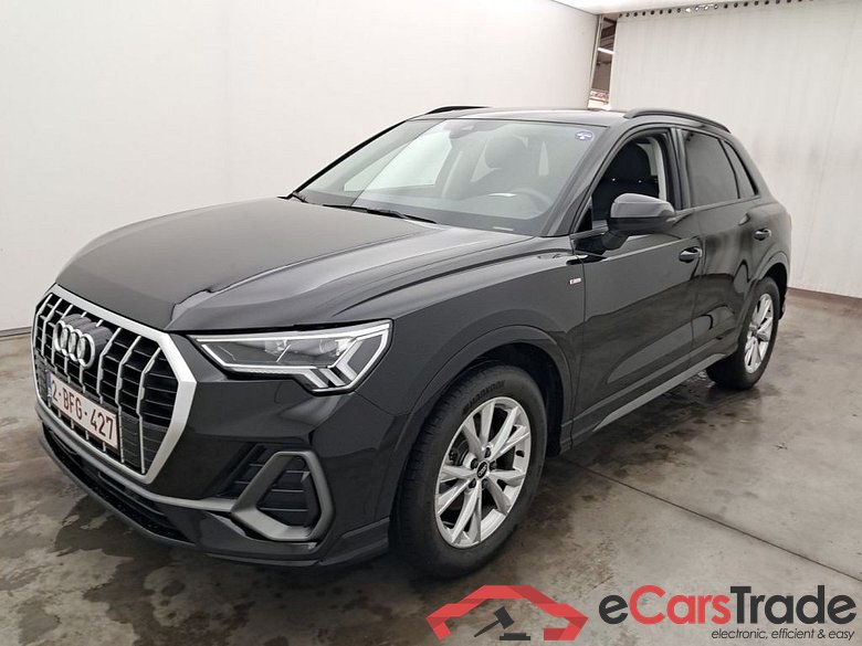 Audi Q3 35 TDI S tronic S line Business Edition 5d