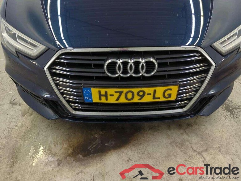 AUDI A3 Sportback 35 TFSI CoD Adv Sp #4