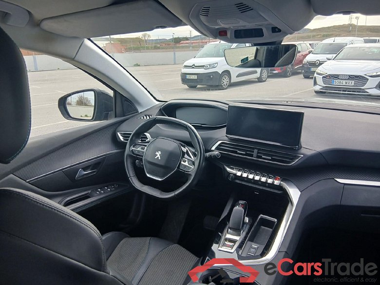 PEUGEOT 3008 Hybrid / 2020 / 5P / todoterreno 225 e-EAT8 Allure (AC2) #3