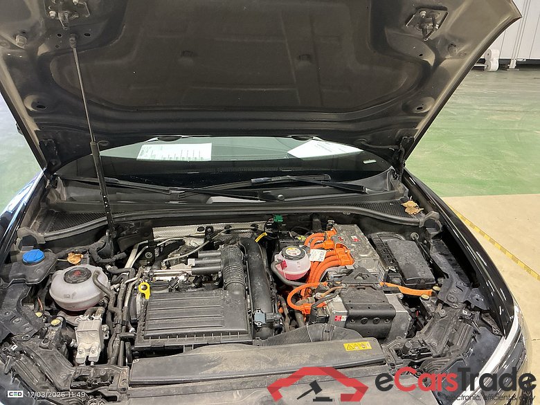 AUDI Q3 1.4 45 TFSI E S TRONIC #6