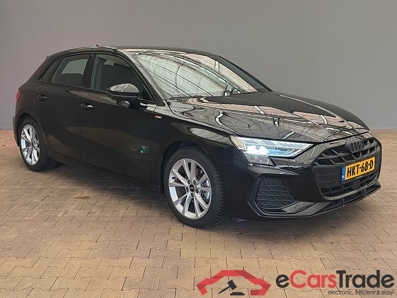 AUDI A3 SPORTBACK 30 TFSI S edition #2