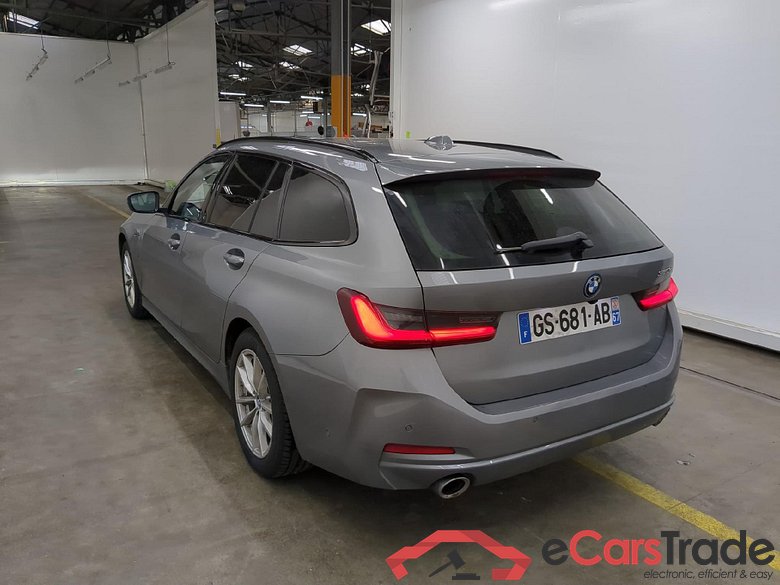 BMW Série 3 Touring / 2022 / 5P / Break 320e 204ch Business Design BVA8 Hybride #4